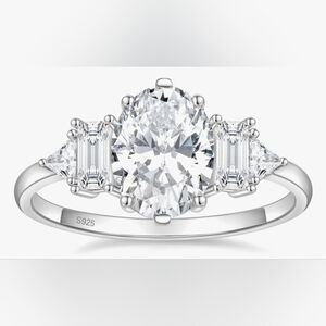 3CT 925 Sterling Silver AAAAA+ Clear Oval Cut Cubic Zirconia Ring. NEW
